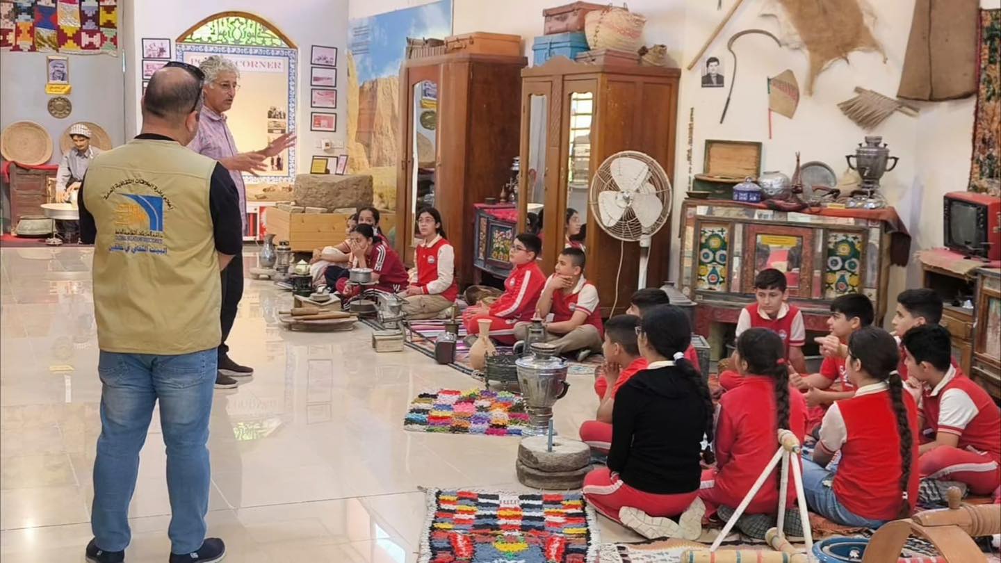 البيت الثقافي في خانقين ينظم زيارة علمية لتعريف الطلبة بالتراث المحلي