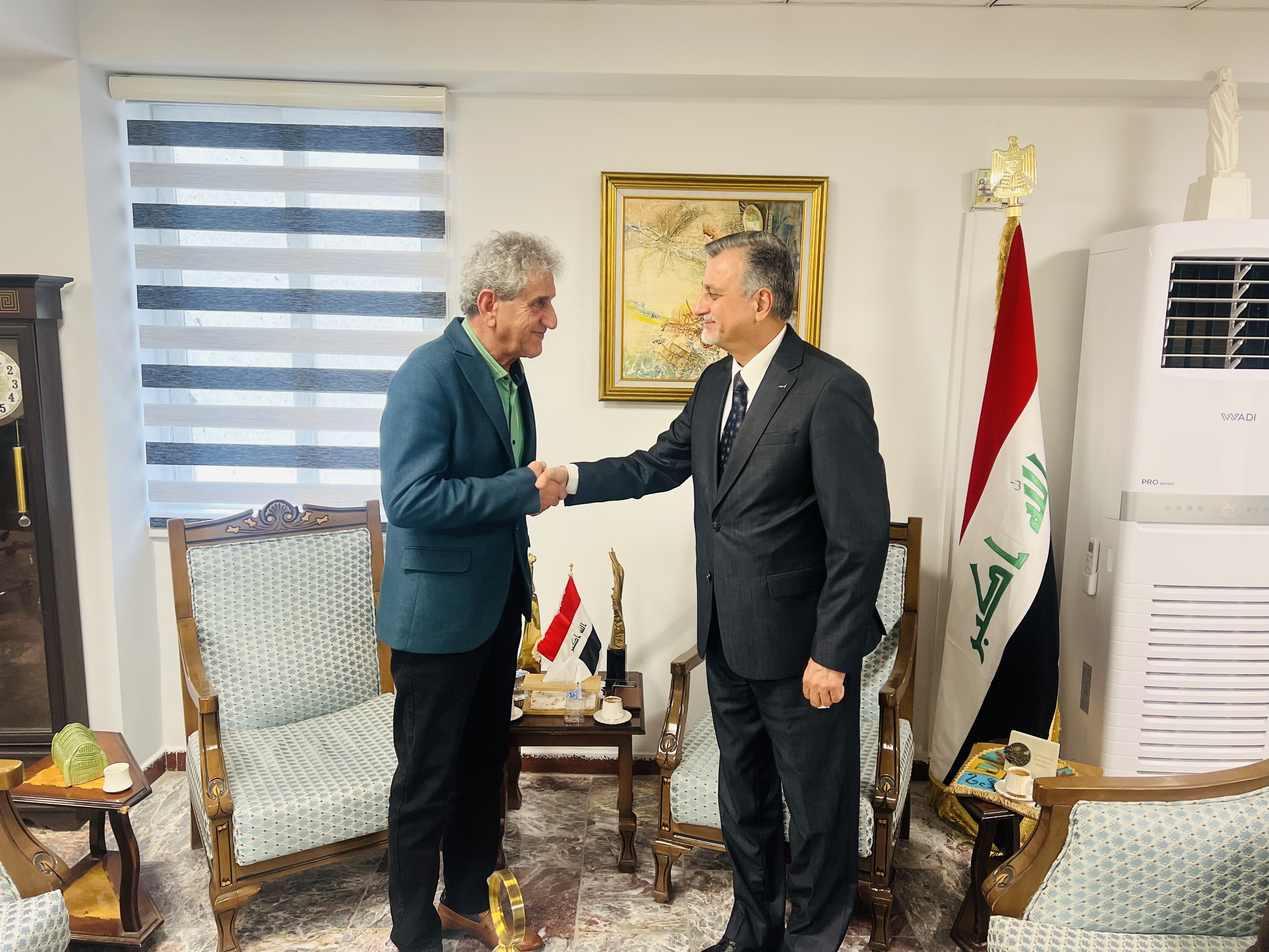دائرة العلاقات الثقافية العامة تطلق على قاعتها أسم المايسترو علي خصاف
