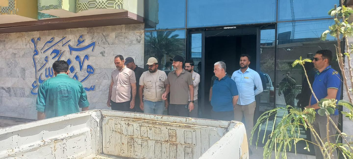 البيت الثقافي ينظم حملة تشجير واسعة في حدائق بناية المكتبة العامة .
